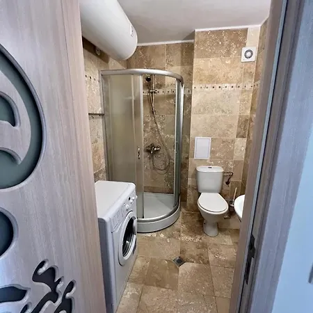 Diamond Garden Apartment Burgas